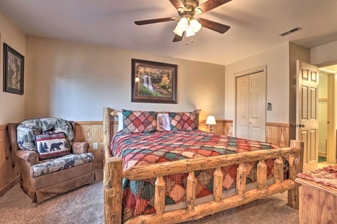 Smoky Mountain Retreat With Hot Tub, Arcade Games Villa Pigeon Forge Exterior foto