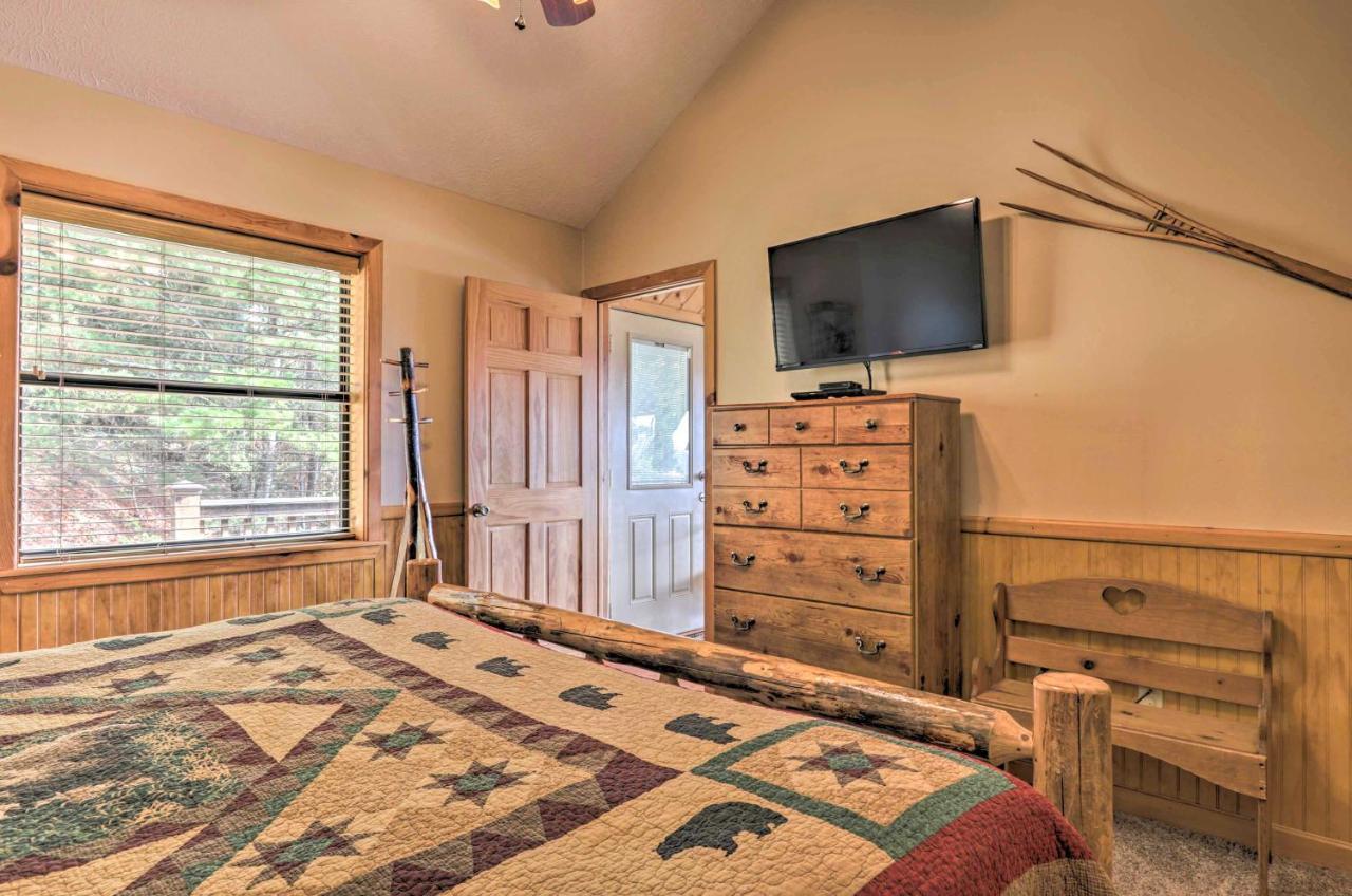 Smoky Mountain Retreat With Hot Tub, Arcade Games Villa Pigeon Forge Exterior foto