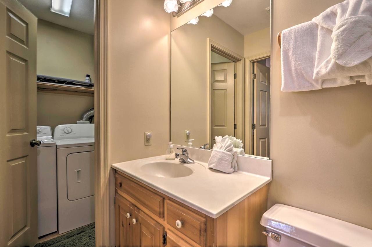 Smoky Mountain Retreat With Hot Tub, Arcade Games Villa Pigeon Forge Exterior foto